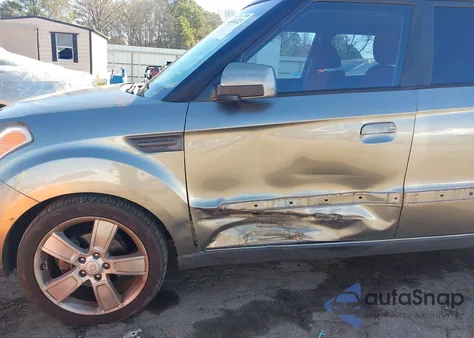 2010 Kia Soul Sport from USA, damaged, VIN KNDJT2A21A7047991